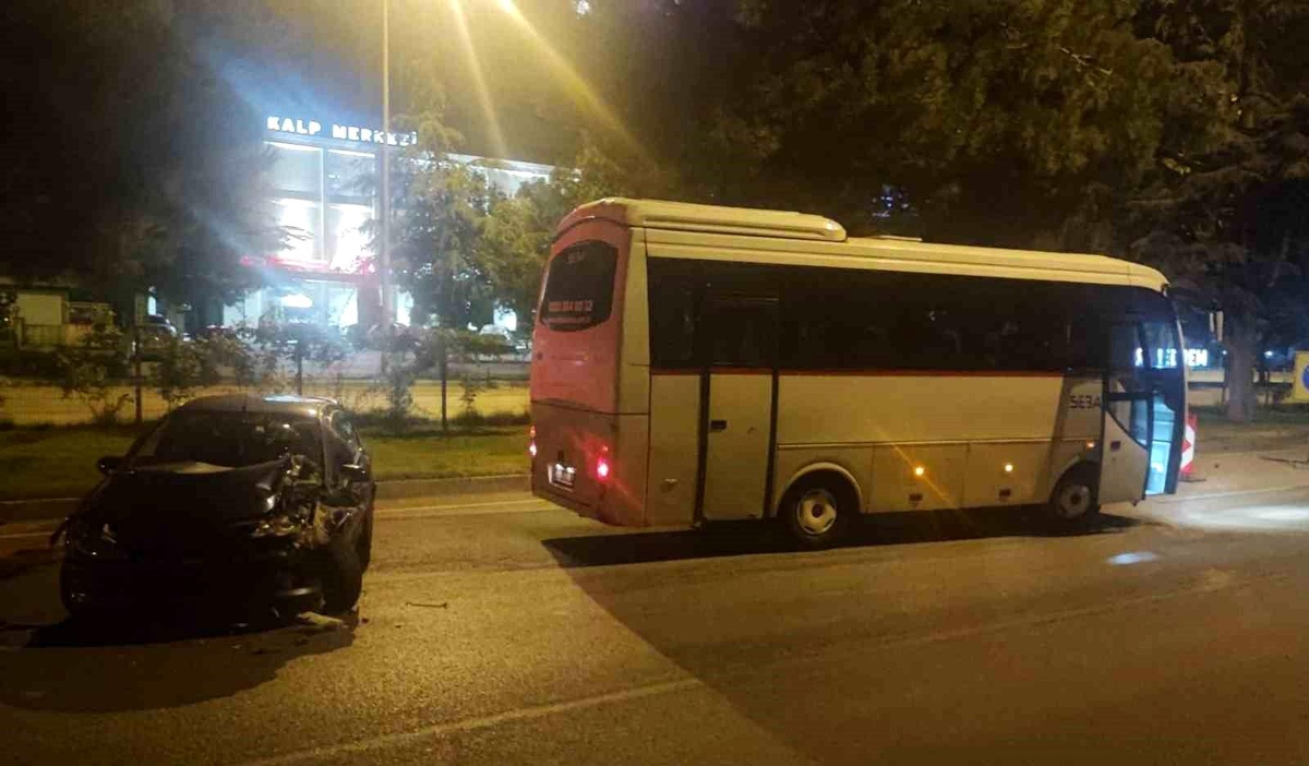Isparta\'da Alkollü Sürücü Kaza Yaptı