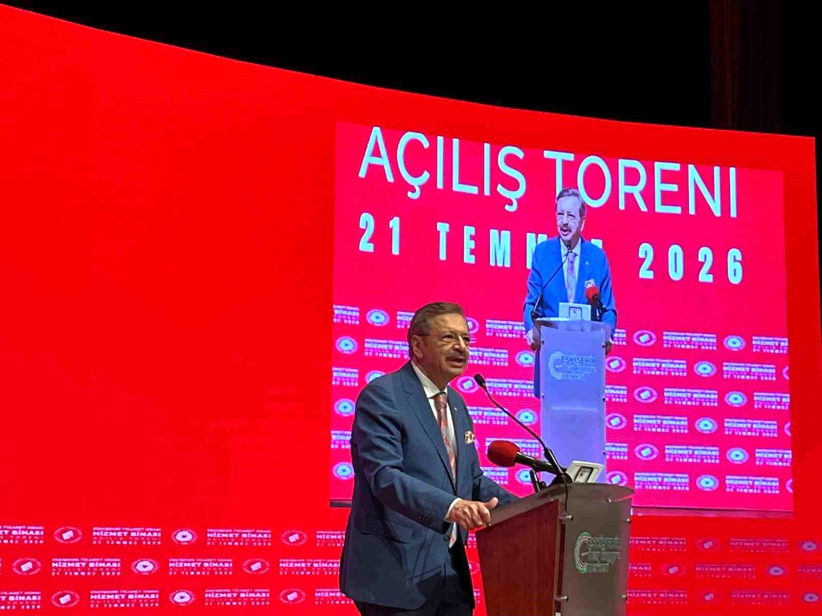 TOBB Başkanı Hisarcıklıoğlu: "Eskişehir\'imiz Paris\'le, Londra\'yla, Berlin\'le yarışır halde"