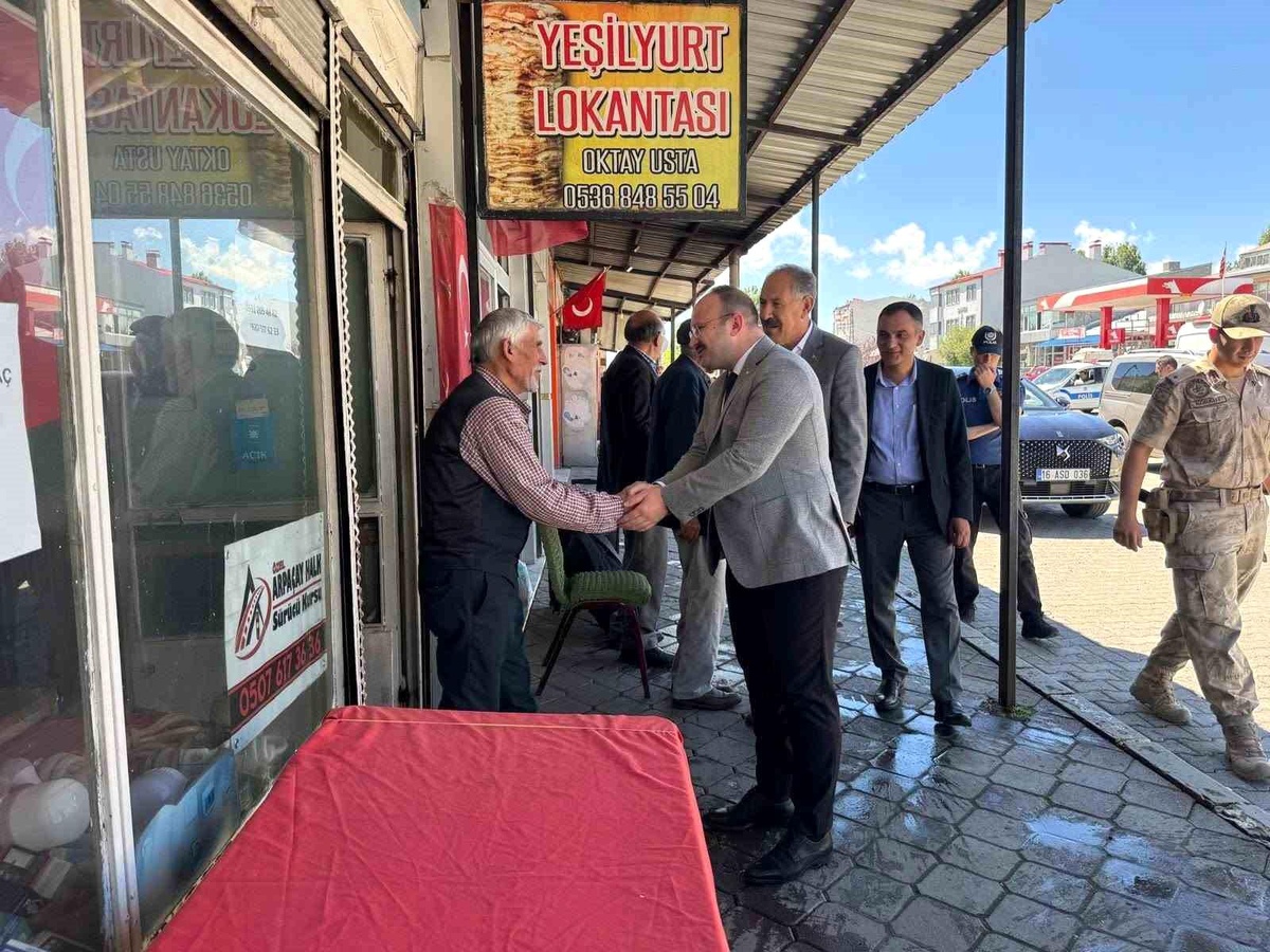 Yeni Kaymakam Güvenç\'ten Arpaçay\'da esnafla ilk buluşma