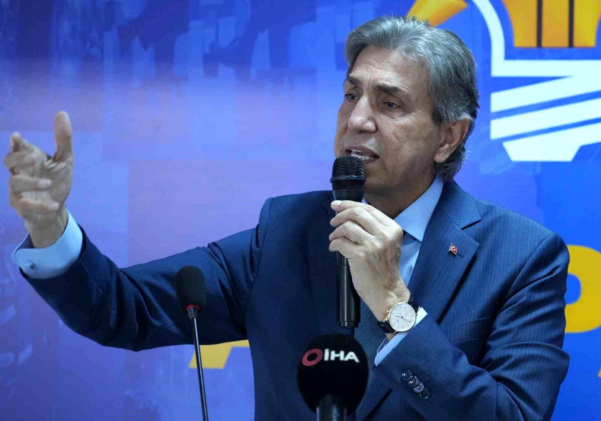 AK Parti Genel Başkan Yardımcısı Demir\'den CHP\'li belediyelere sert çıkış