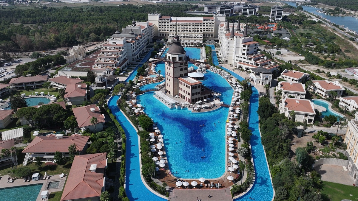 Antalya Turizminde Yoğun Sezon