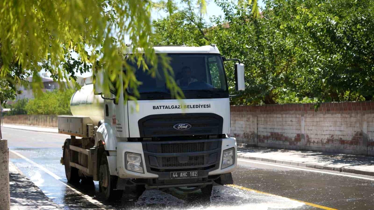 Battalgazi\'de temizlik ve pazar denetimleri sürüyor