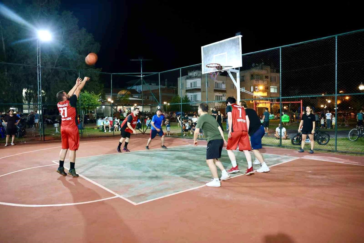 Çine\'de 3x3 Sokak Basketbol Turnuvası Başladı