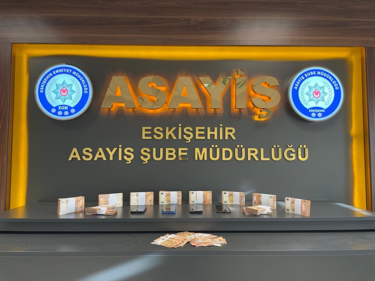 Eskişehir\'de Dolandırıcılık Operasyonu