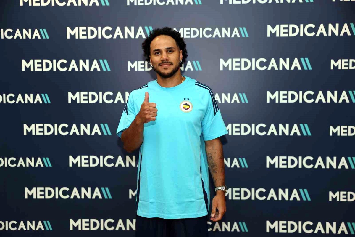 Shane Larkin Sağlık Kontrolünden Geçti
