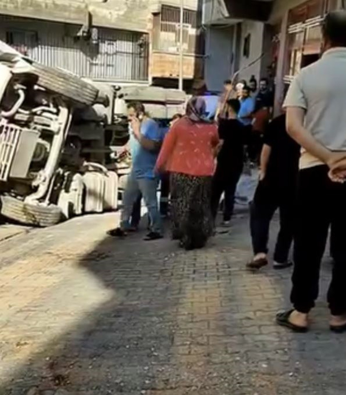 Şanlıurfa\'da Korkunç Kaza: 6 Yaşındaki Zeynep Hayatını Kaybetti
