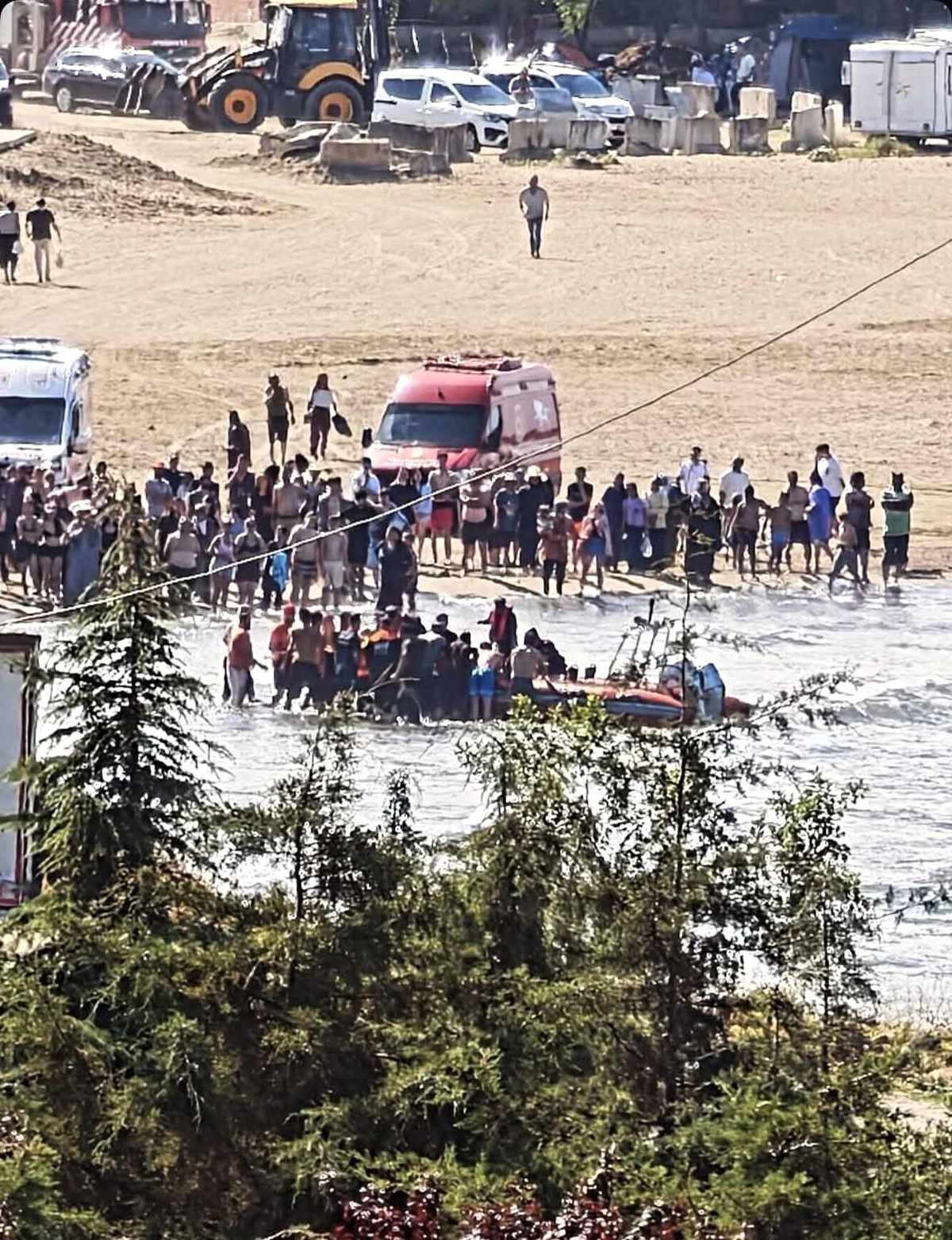 Giresun\'da Boğulma Tehlikesi: Bir Kayıp, Bir Ölü