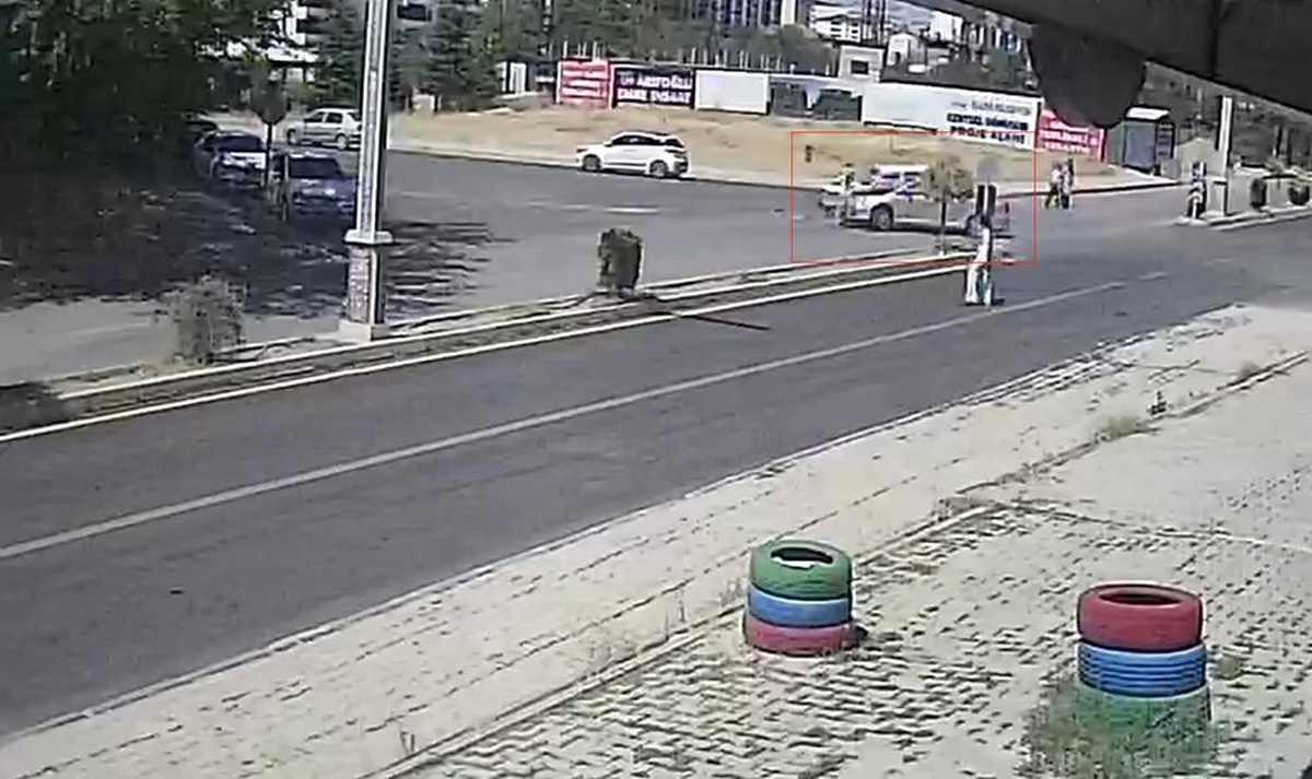 Elazığ\'da Trafik Kazası: 3 Yaralı