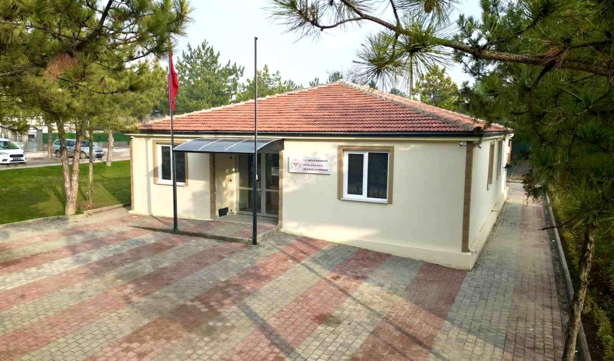 İnegöl\'de sağlık yatırımları sürüyor: Hedef 160 aile hekimi