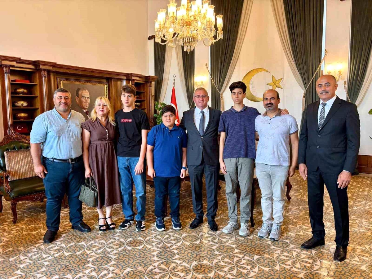 İskenderun\'dan LGS Türkiye Birincileri