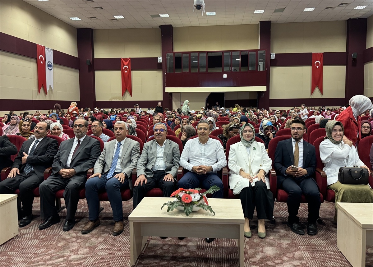 TÜGVA\'dan Karaman\'da Veli Okulu ve Cami Buluşması