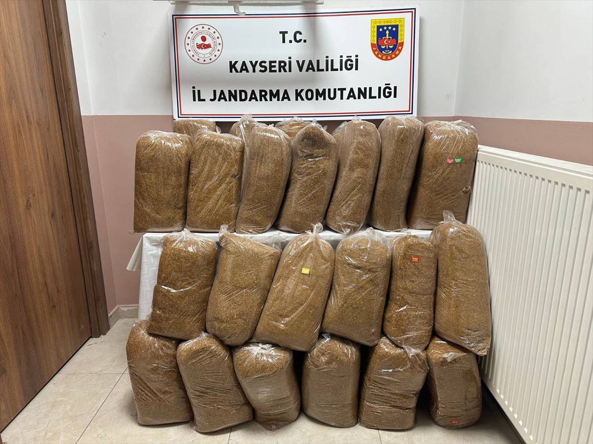Kayseri\'de 300 Kg Kaçak Tütün Ele Geçirildi