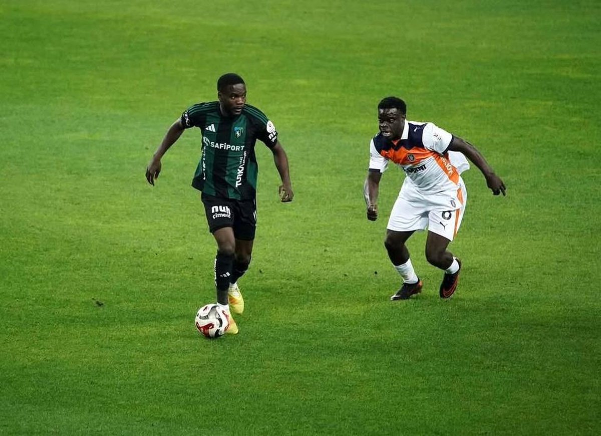 Kocaelispor, Show ile 3 Yıl Anlaştı