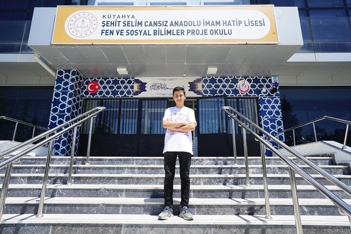 LGS\'de tam puan alan Emir Kağan Çakır\'ın hedefi Baykar Fen Lisesi