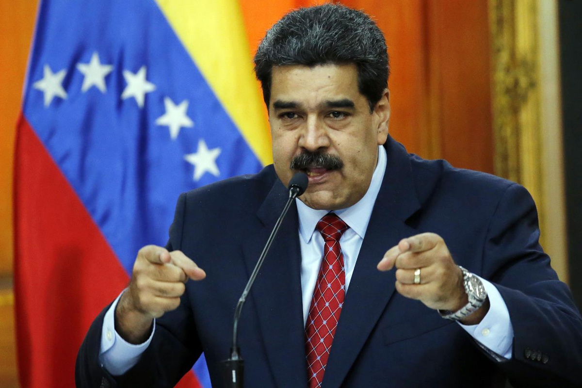 Venezuela Devlet Başkanı Maduro ve eşi, 1 Haziran 2027\'de hakim karşısına çıkacak
