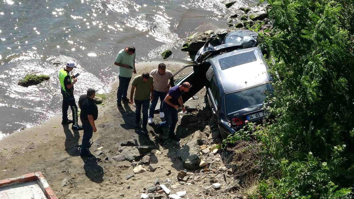 Ordu\'da Otomobil Denize Uçtu