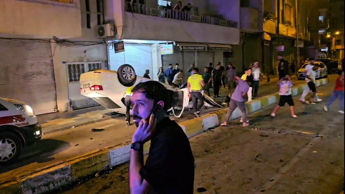 Kızıltepe\'de Kaza: Otomobil Takla Attı