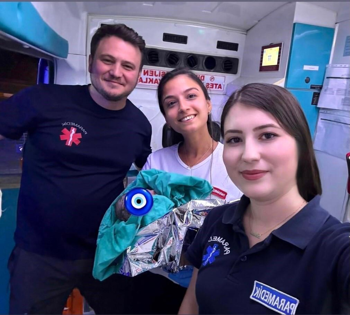 Ambulansta Doğan Bebek