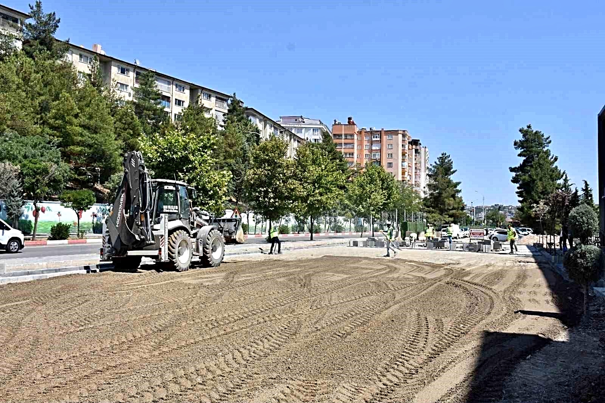 Siirt\'te üstyapı çalışmaları