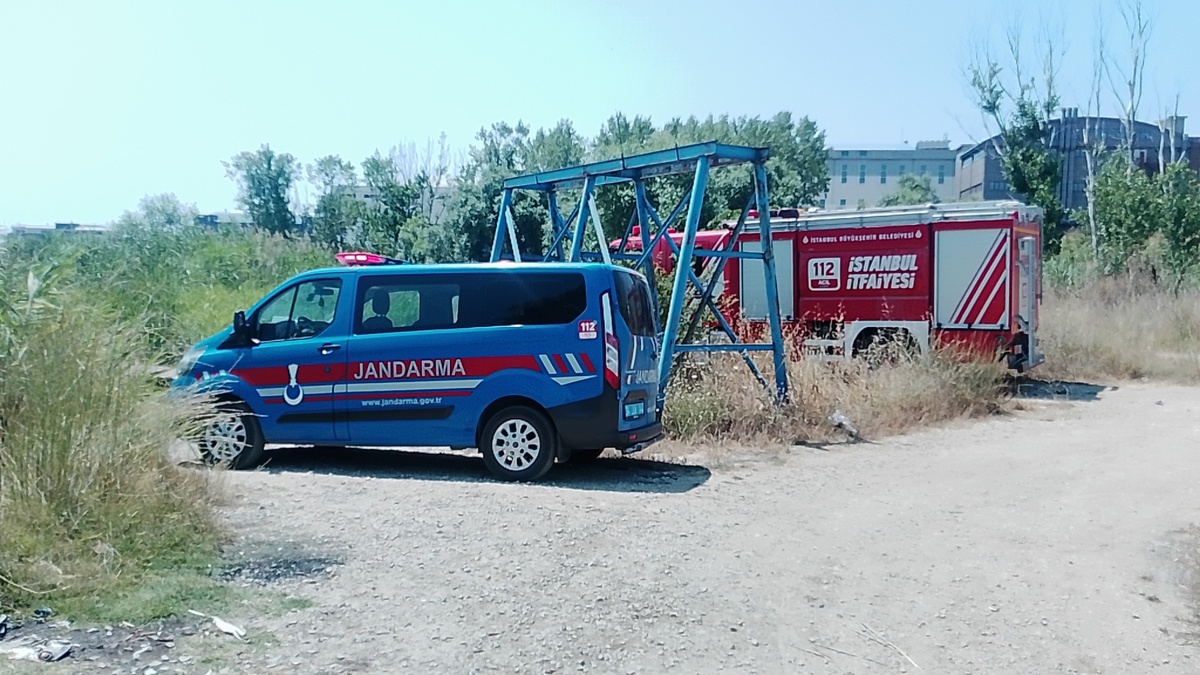 Silivri\'de Gölette Bir Genç Adamın Cansız Bedeni Bulundu