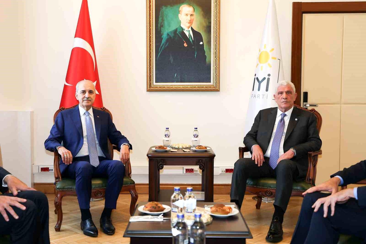 Kurtulmuş ve Dervişoğlu\'ndan Terör Yasağı Görüşmesi