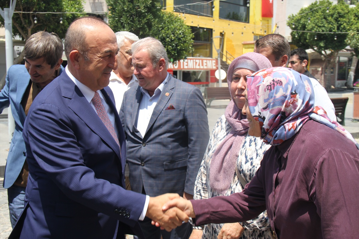 Çavuşoğlu\'ndan Serik\'e Destek Ziyareti