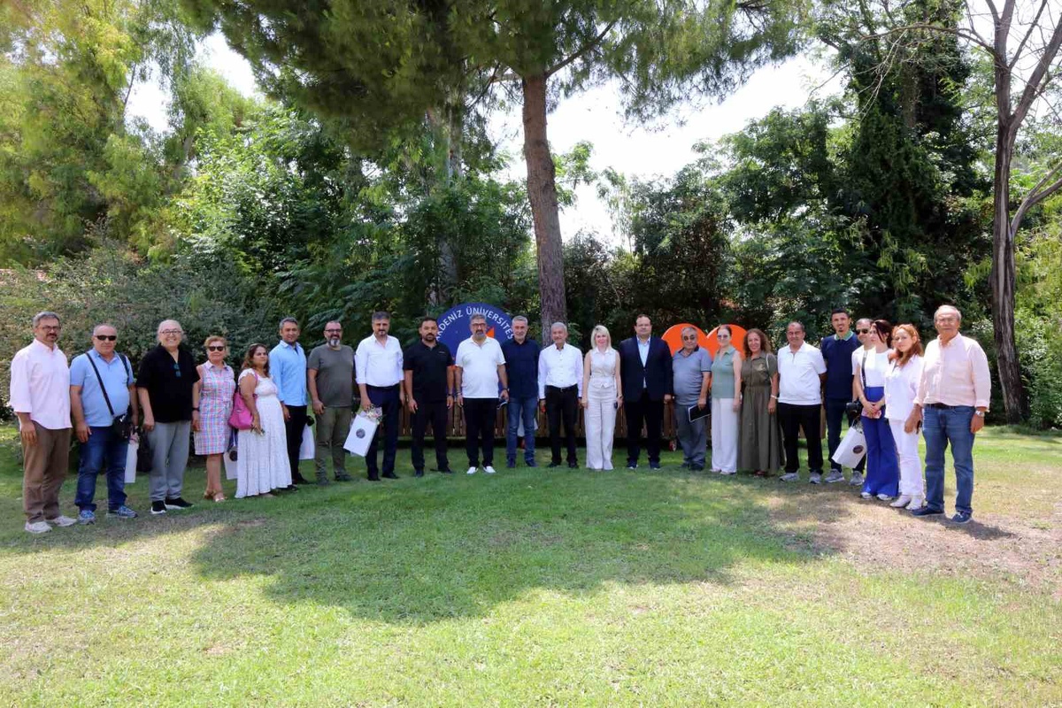 Akdeniz Üniversitesi\'nden 1100 dönümlük tarım teknokenti
