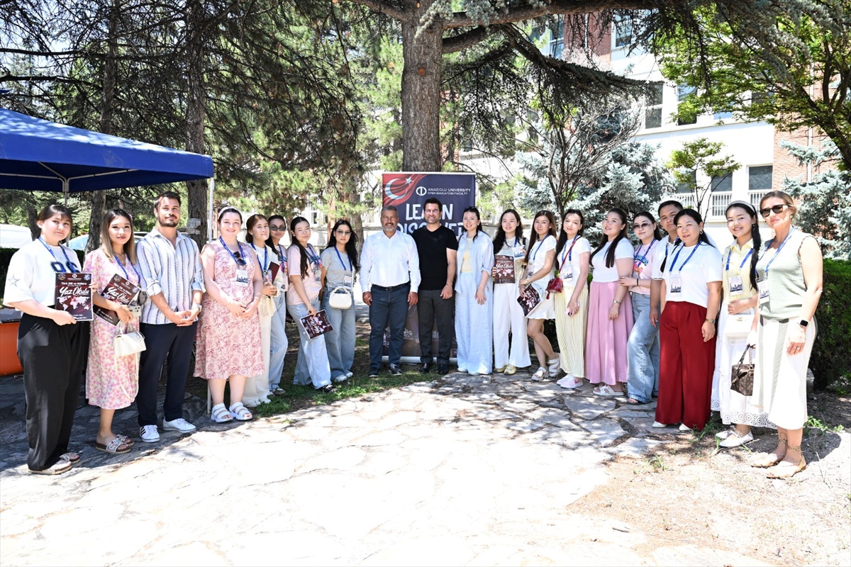 Kazak Öğrenciler Türkçe Yaz Okulunda Buluştu