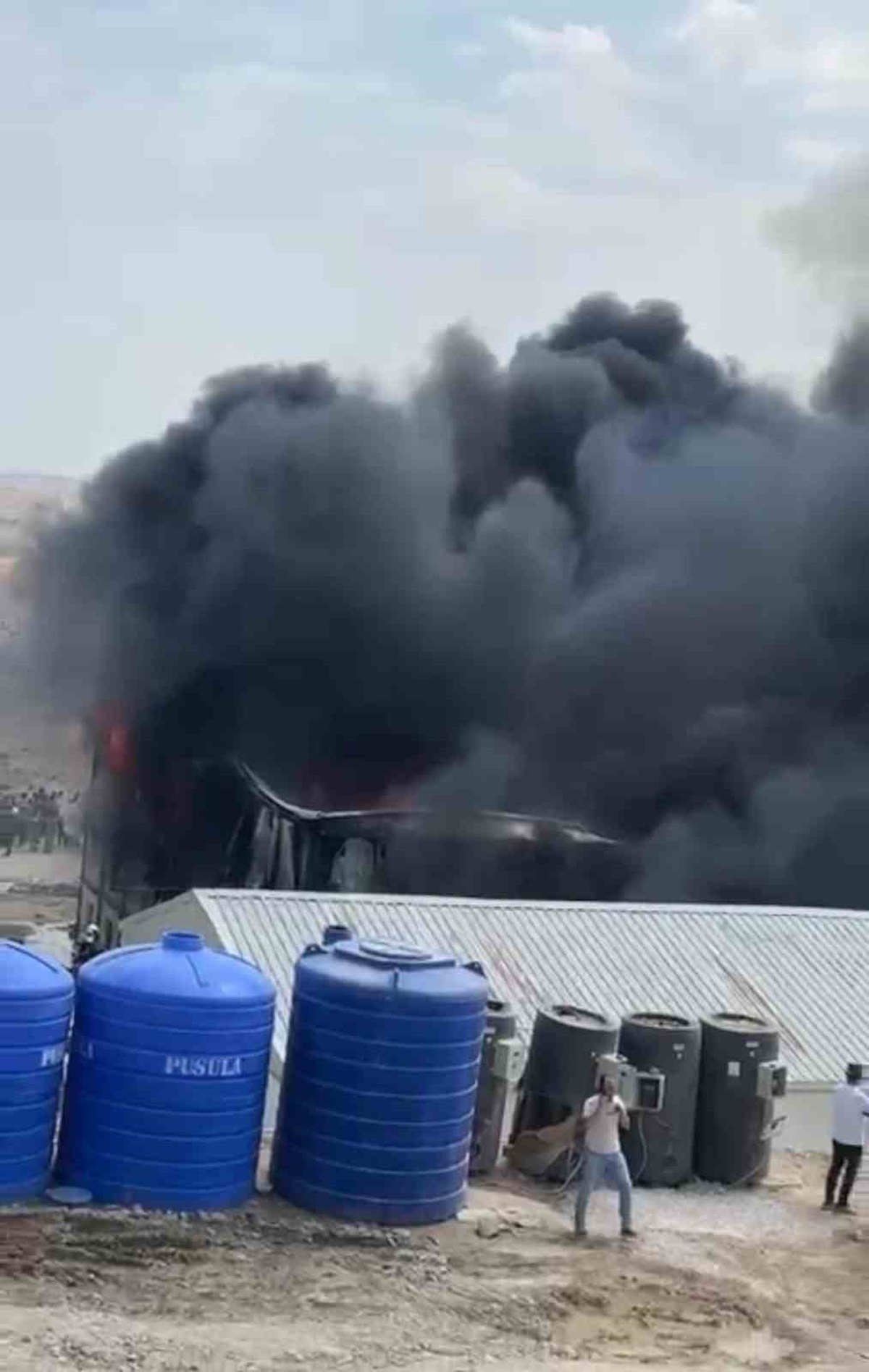Ankara\'da işçi konteynerinde yangın