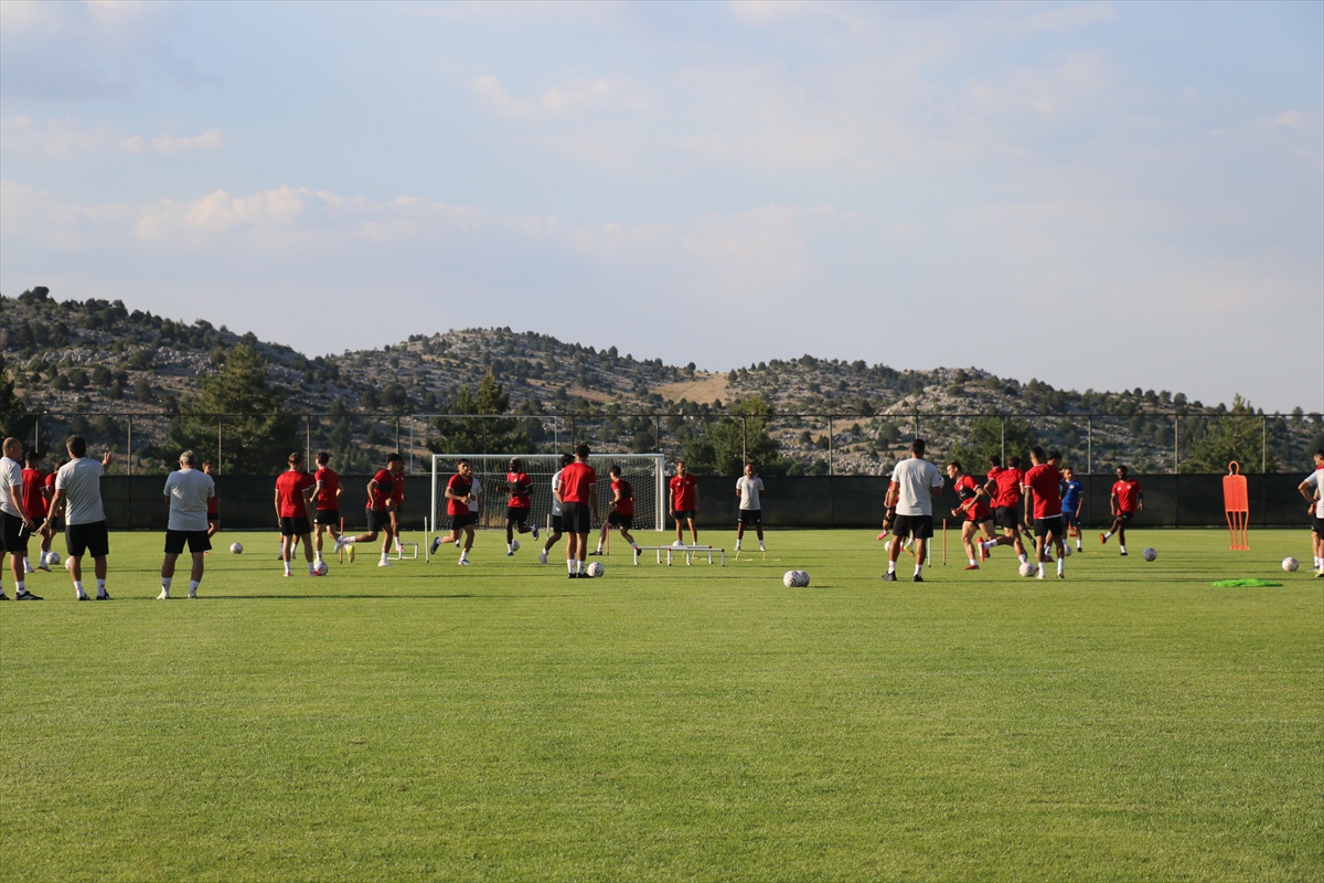 Antalyaspor Davraz\'da Sezon Hazırlıklarına Başladı
