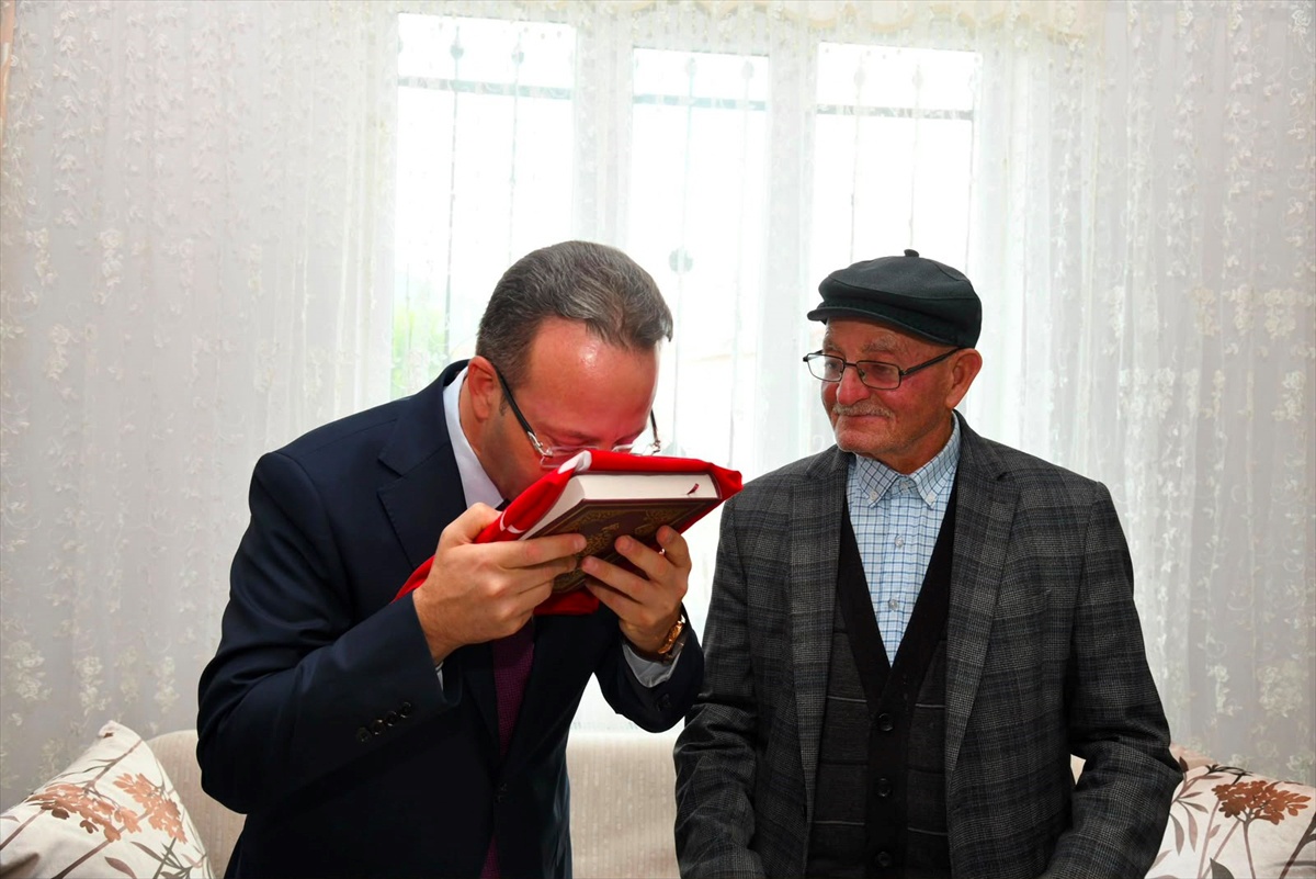 Validen şehit ailesine ilk ziyaret