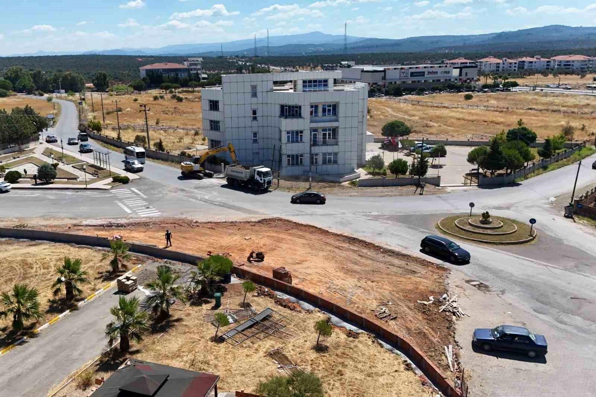 Ayvalık\'ın 7. akıllı kavşağı bölge trafiğine nefes aldıracak