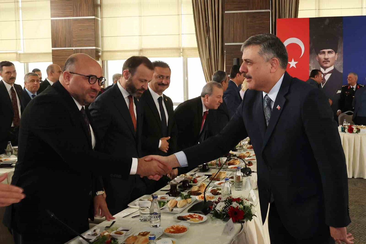 AFAD\'a Teşekkür: Resmi Kurumların Güvenilirliği Vurgulandı