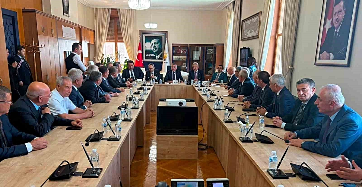 Esnaf Talepleri TBMM\'ye Taşıldı