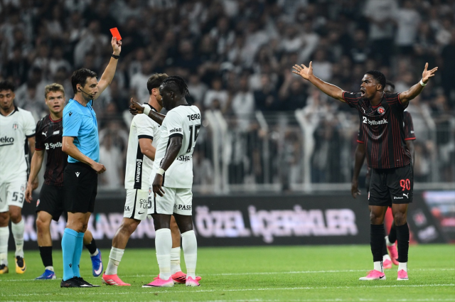 Beşiktaş, Midtjylland'ı tek golle yıktı