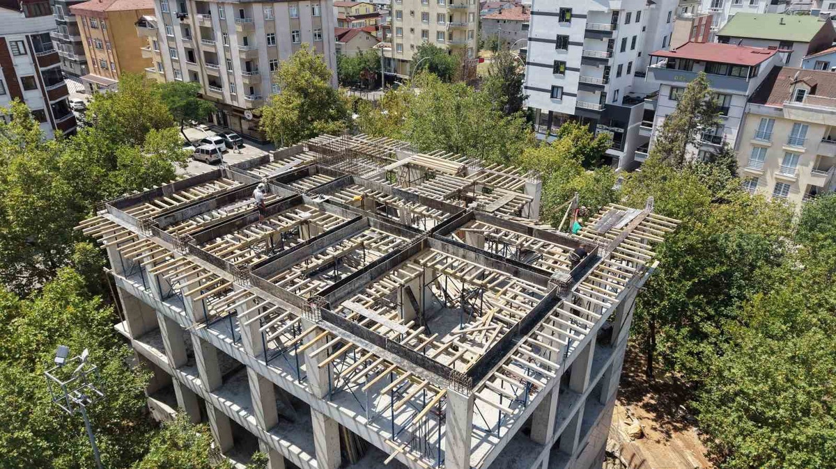 Çayırova\'da Yeni Bilgi Evi ve Sağlık Merkezi