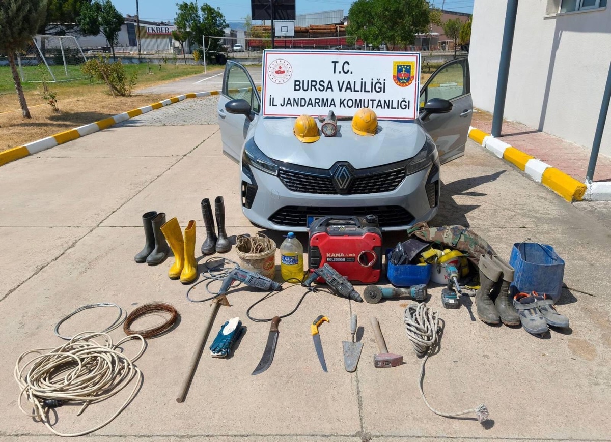 Bursa\'da Kaçak Kazı Operasyonu