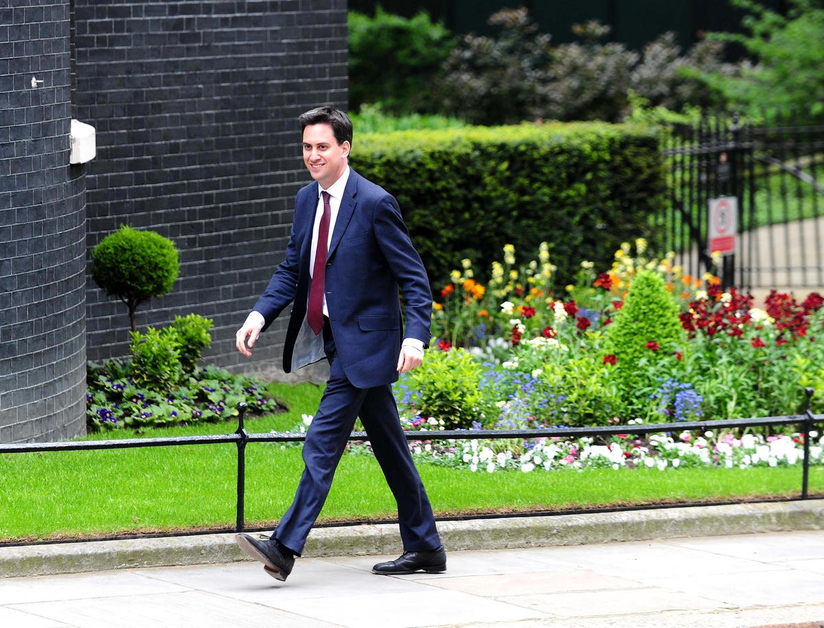 Wang Yi\'den Ed Miliband\'a Kutlama Mesajı