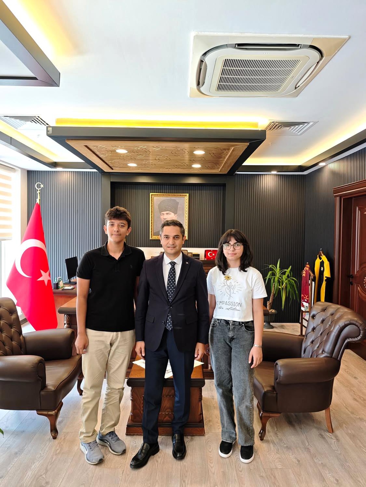 Defne\'den LGS Türkiye Birincileri