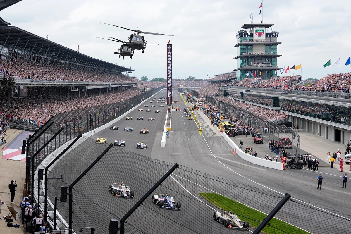 Reinbold Ailesi, IndyCar\'da Tam Zamanlı Dönüş Yapıyor