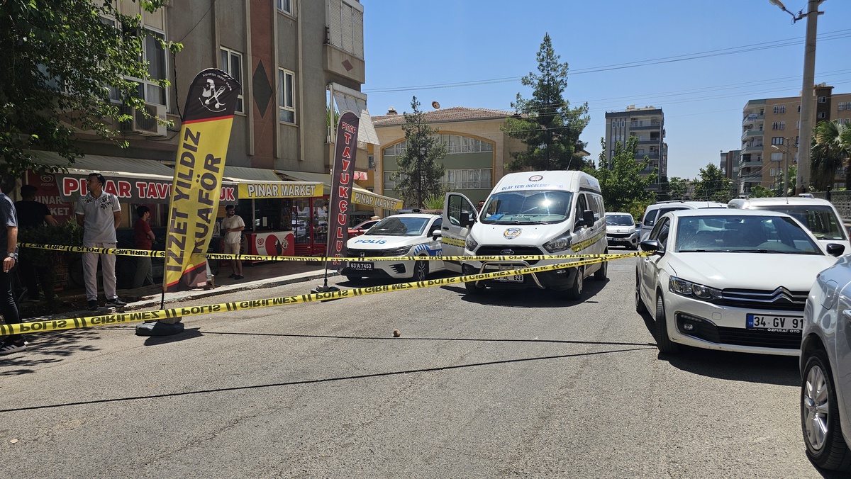 Dükkan Basan Genç Eniştesini Yaraladı