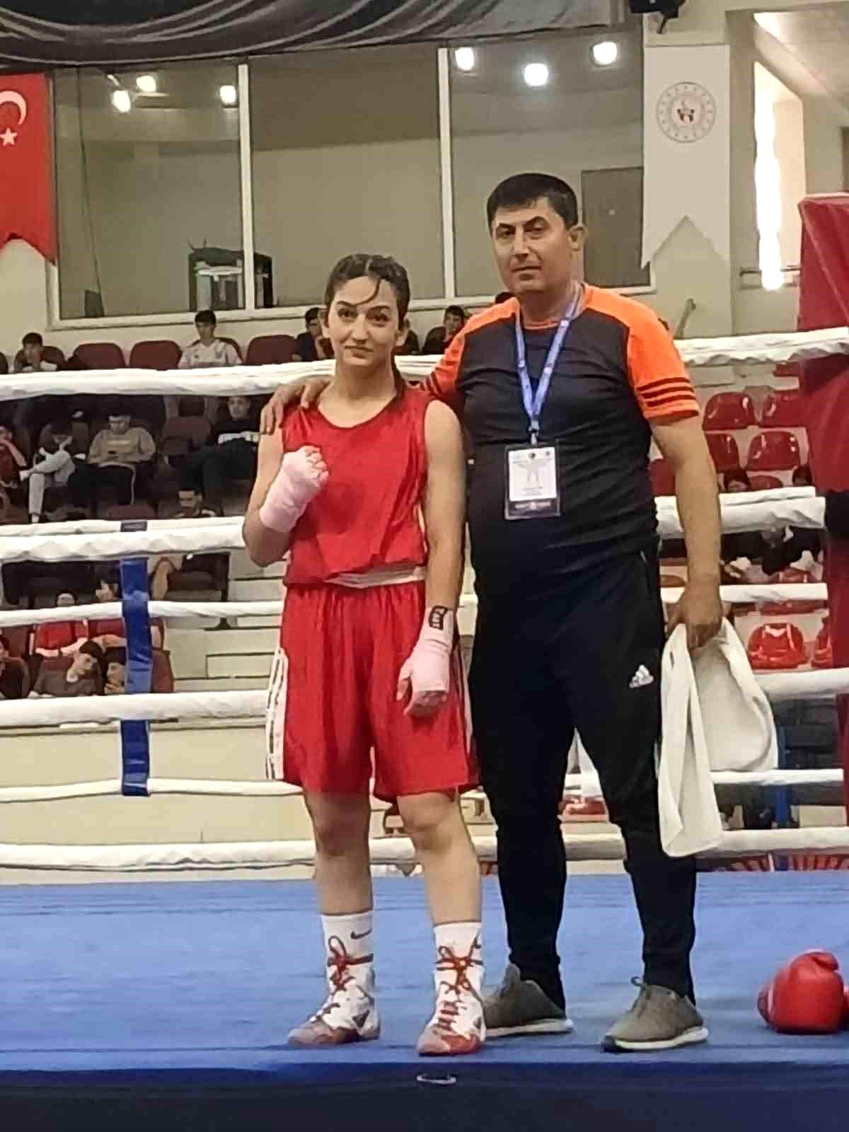 Yağmur Palut'tan Bronz Madalya