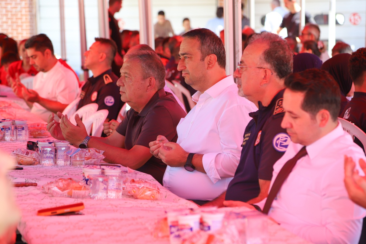 Seyitgazi yangını şehitleri anıldı