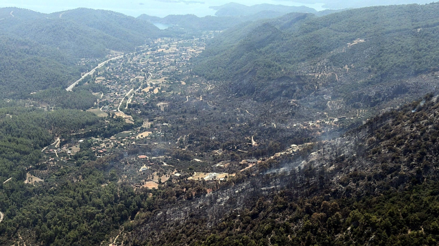 Fethiye’deki yangının tahribatı havadan görüntülendi