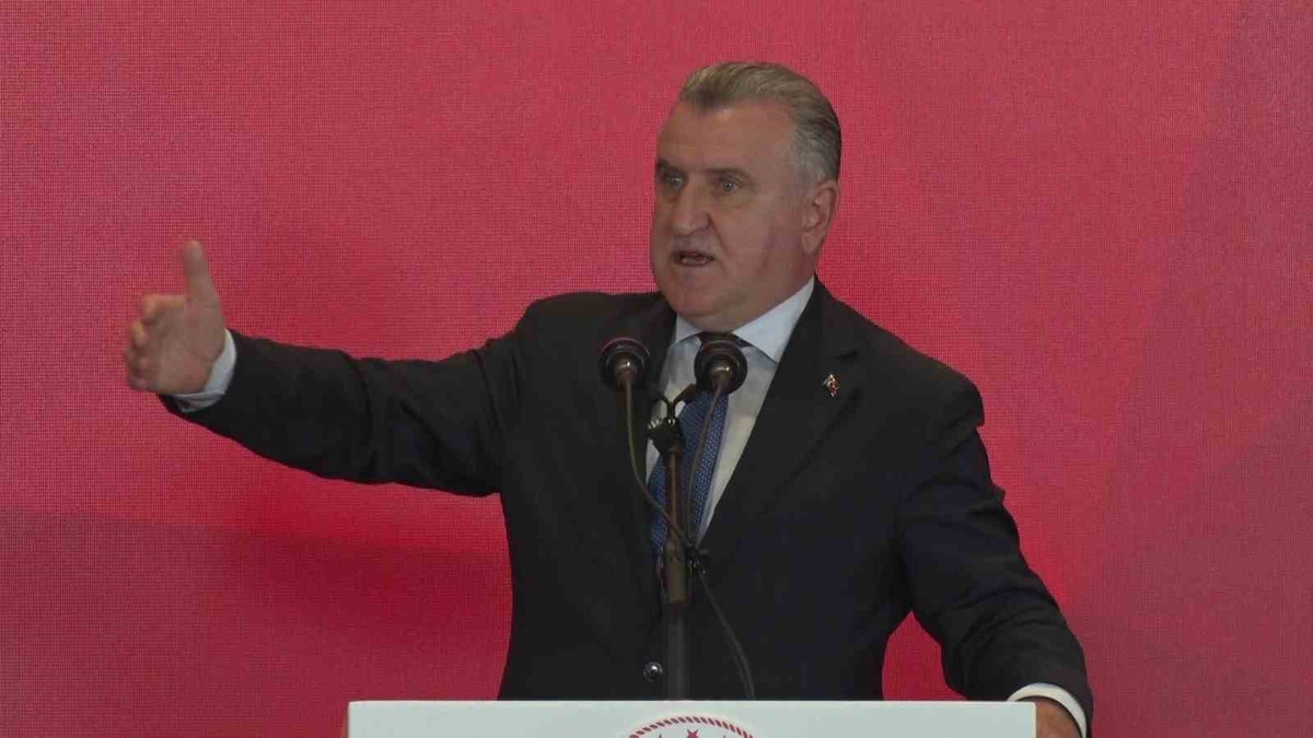 Gençlik ve Spor Bakanı\'ndan 2026-2027 Mesajı