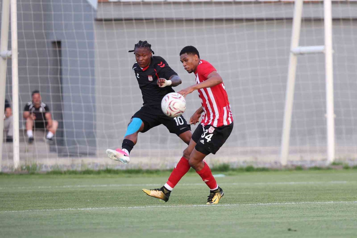 Sivasspor Pendikspor\'la Berabere
