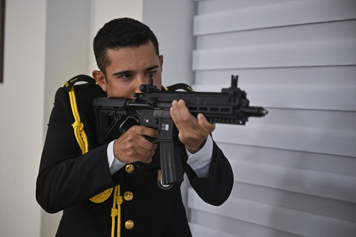 Kübra Yiğitbaşı: Gençler Vatan Hizmetine Hazırlanıyor