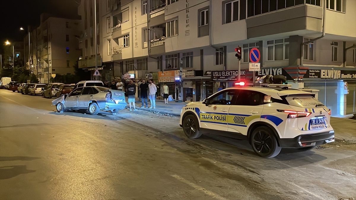 Kayseri’de Polis Aracıyla Kaza: 3 Yaralı