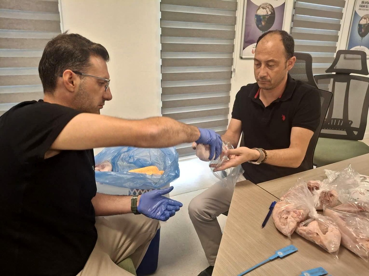 Manisa\'da Gıda Güvenliği Denetimleri