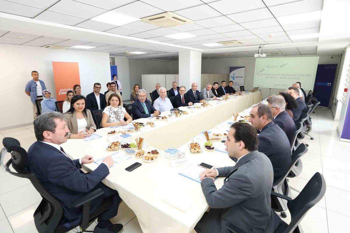 Samsun’da genç istihdamı ve iş gücü eğitim planı masaya yatırıldı